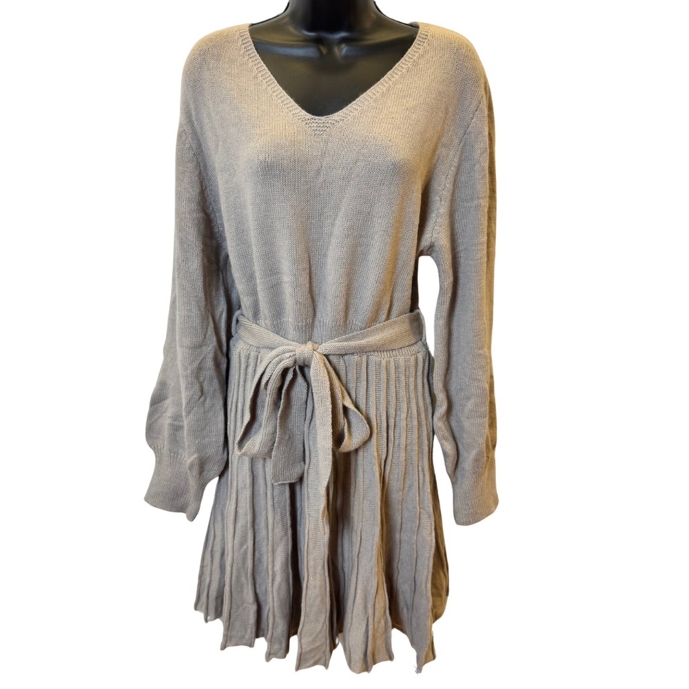 NWT Cupshe gray V-neck sweater dress with long balloon-style sleeves - size XL